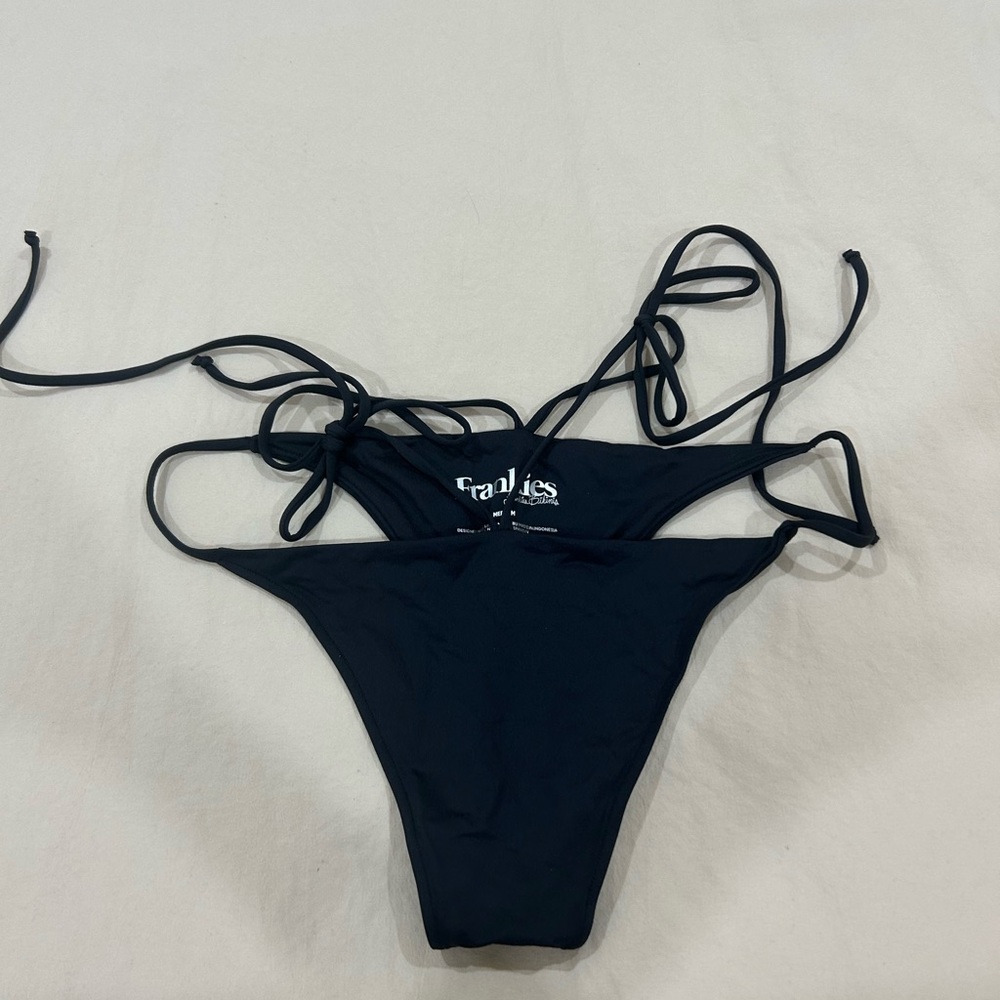 Frankie’s Bikinis Black bikini bottom